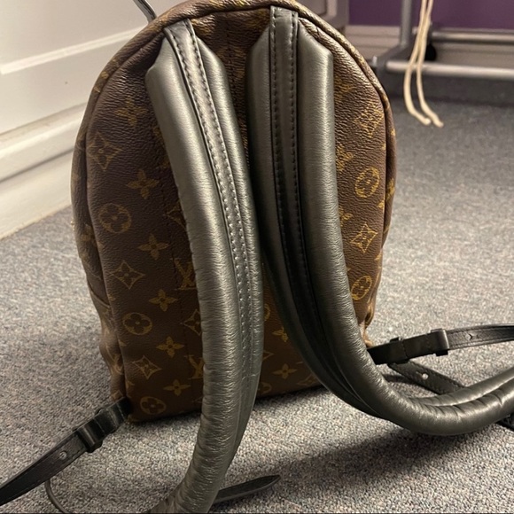 Louis Vuitton Backpack - Picture 2 of 8